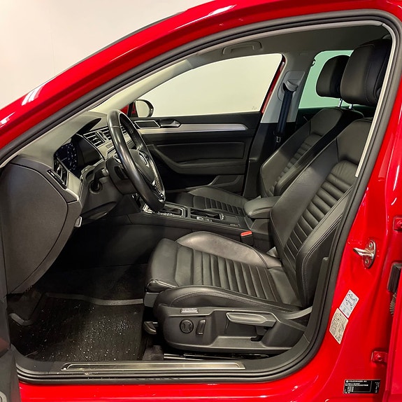 Volkswagen Passat 6 of 17