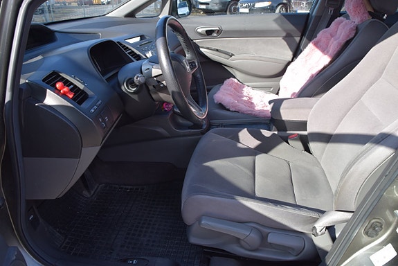Honda Civic 8 of 17