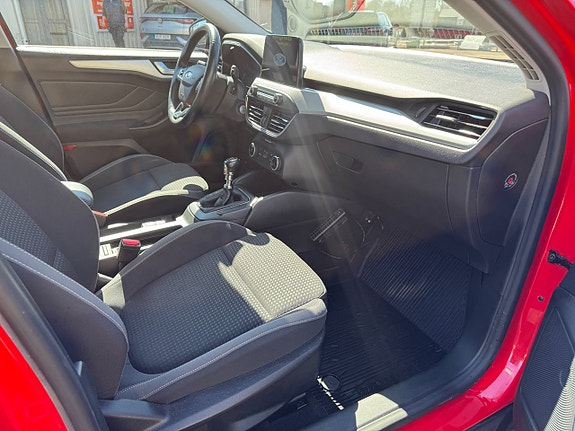 Ford Focus 16 of 17