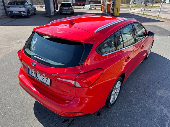 Ford Focus 10 of 17