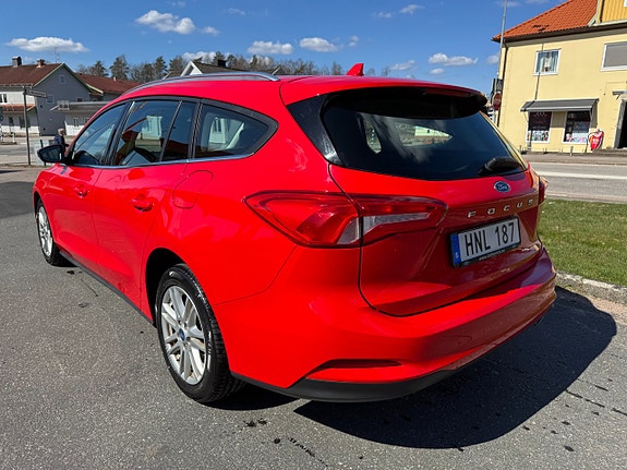 Ford Focus 4 of 5