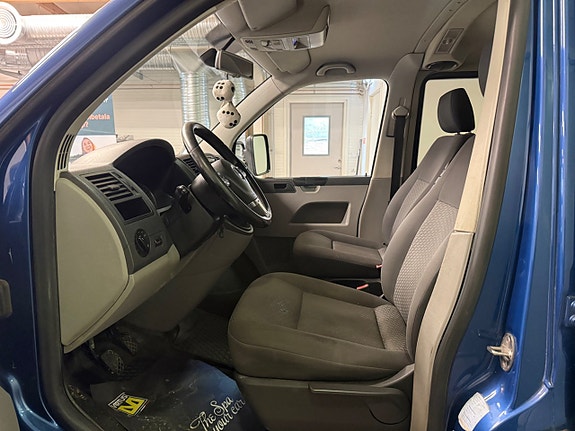 Volkswagen Transporter 7 of 15