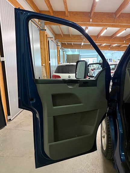 Volkswagen Transporter 5 of 5