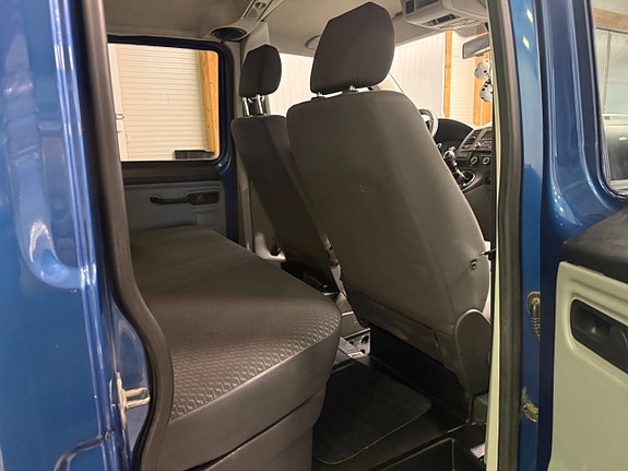 Volkswagen Transporter 15 of 15