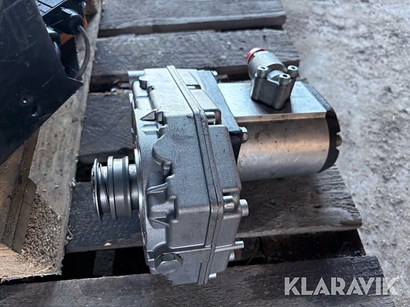 Hydraulpump med växellåda Hydraulpump Brevini