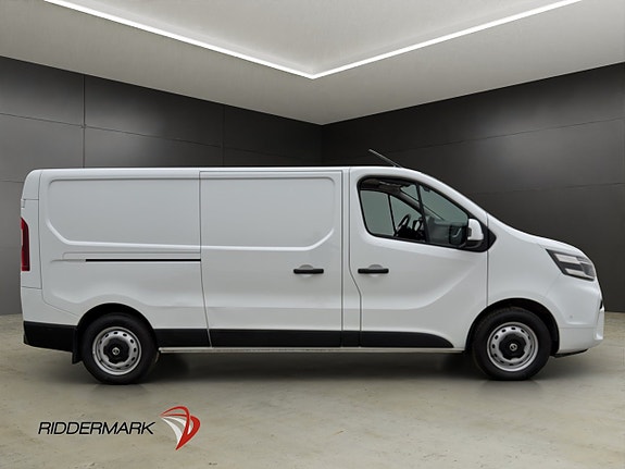 Nissan Primastar 2 of 5