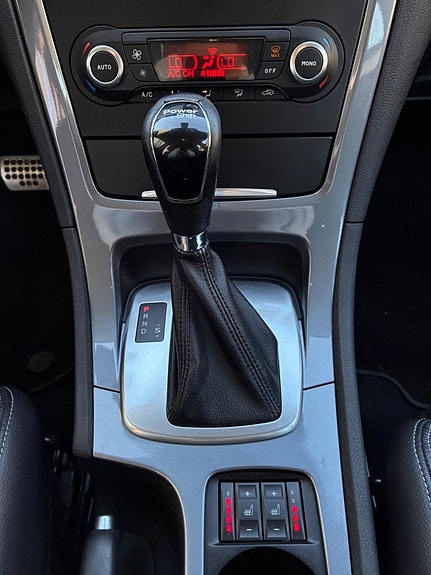 Ford Mondeo 21 of 30