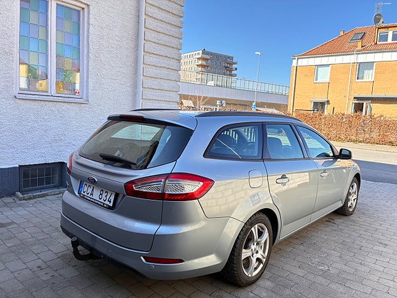 Ford Mondeo 12 of 30