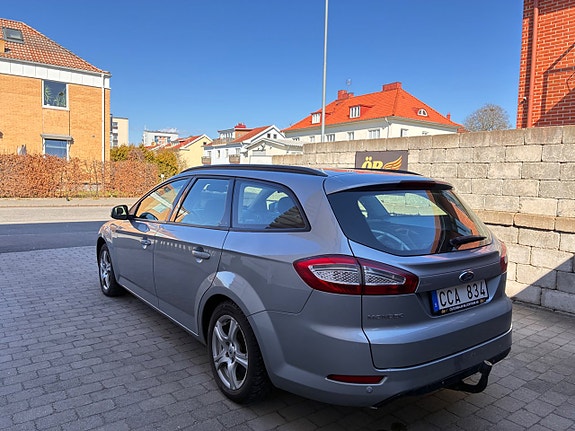 Ford Mondeo 9 of 30