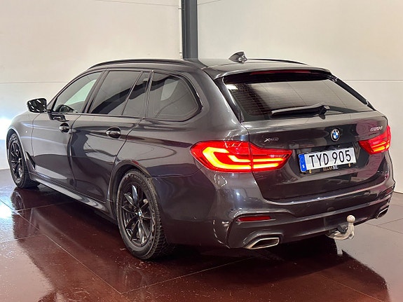 BMW 520d 4 of 5