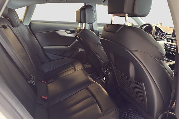 Audi A5 9 of 17
