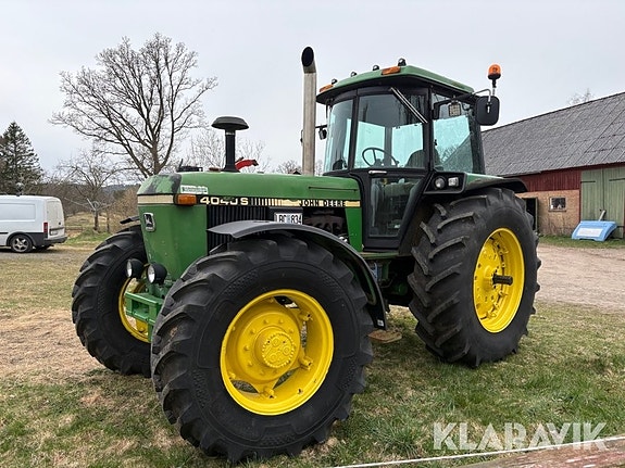 Traktor John Deere 4040S