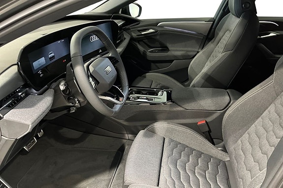 Audi A6 e-tron 11 of 16