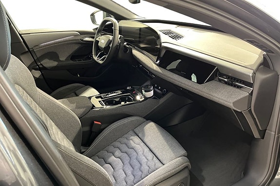Audi A6 e-tron 5 of 16