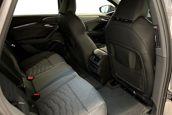 Audi A6 e-tron 6 of 16