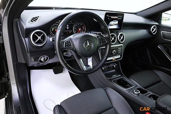 Mercedes-Benz A180 11 of 18