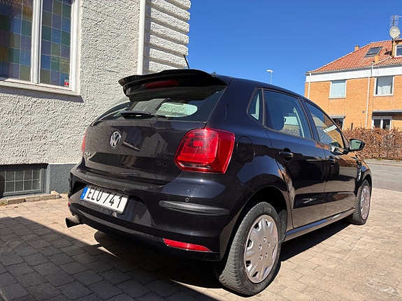 Volkswagen Polo 14 of 30