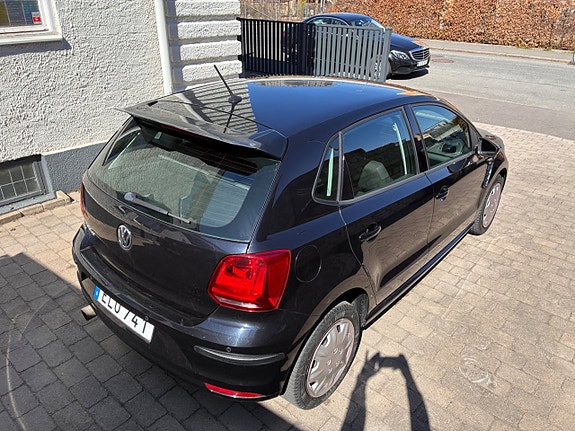 Volkswagen Polo 13 of 30