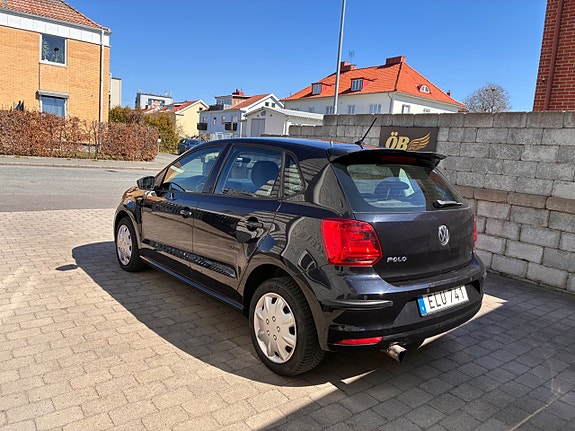 Volkswagen Polo 9 of 30