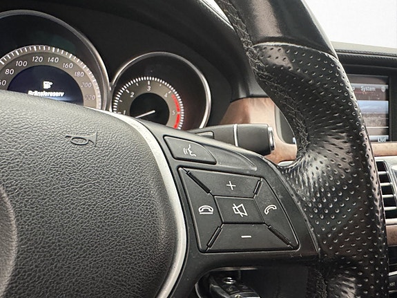 Mercedes-Benz CLS350 21 of 30