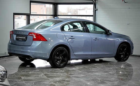 Volvo S60 5 of 5