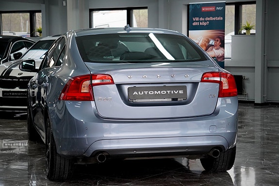 Volvo S60 6 of 17