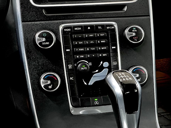 Volvo S60 16 of 17