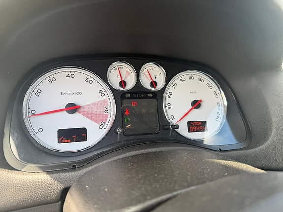 Peugeot 307 13 of 18