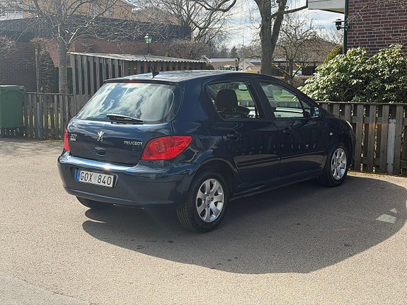 Peugeot 307 10 of 18