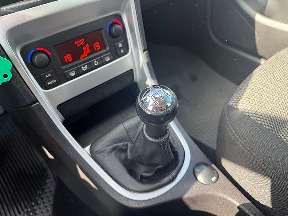 Peugeot 307 14 of 18