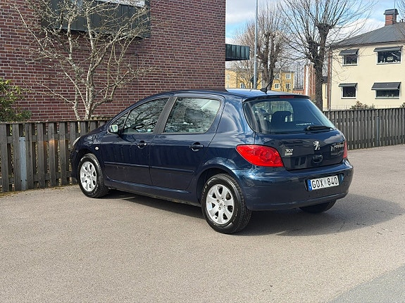 Peugeot 307 8 of 18