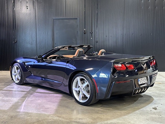 Chevrolet Corvette 8 of 27