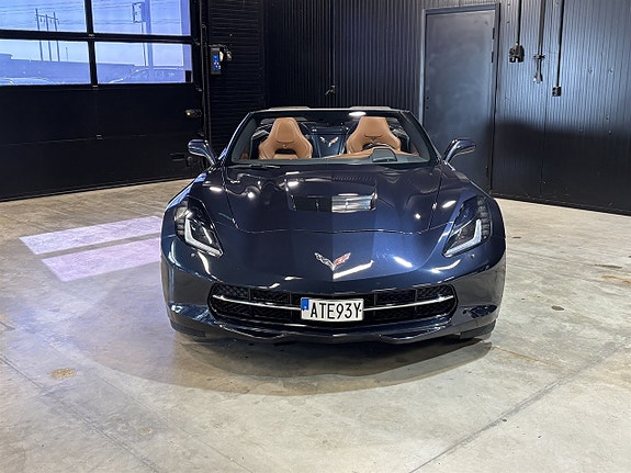 Chevrolet Corvette 2 of 5