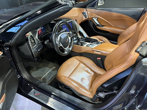 Chevrolet Corvette 11 of 27