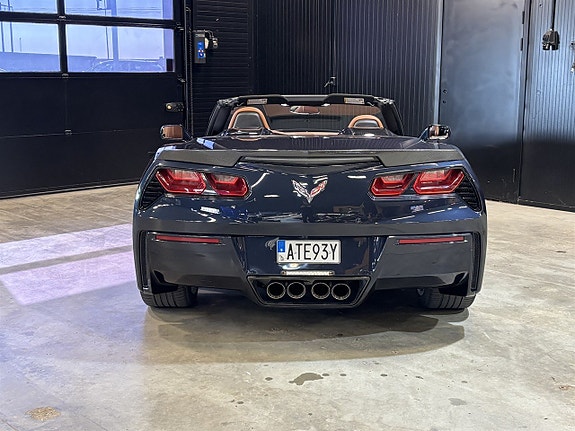 Chevrolet Corvette 9 of 27