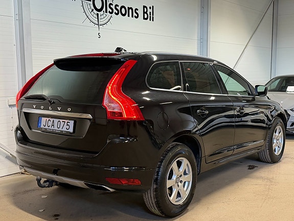 Volvo XC60 6 of 21