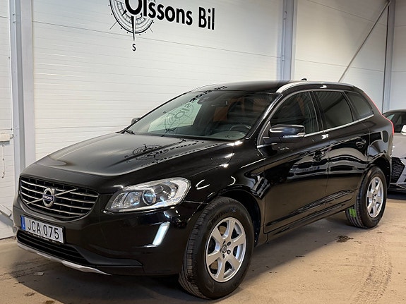Volvo XC60 2 of 21