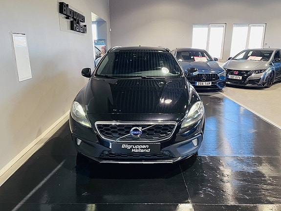 Volvo V40 Cross Country 5 of 5