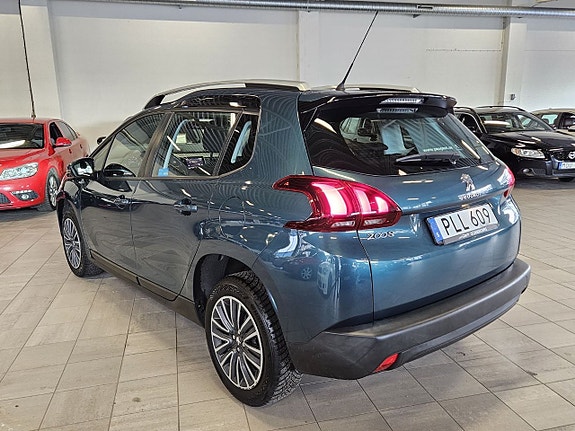 Peugeot 2008 3 of 5