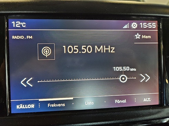 Peugeot 2008 9 of 18