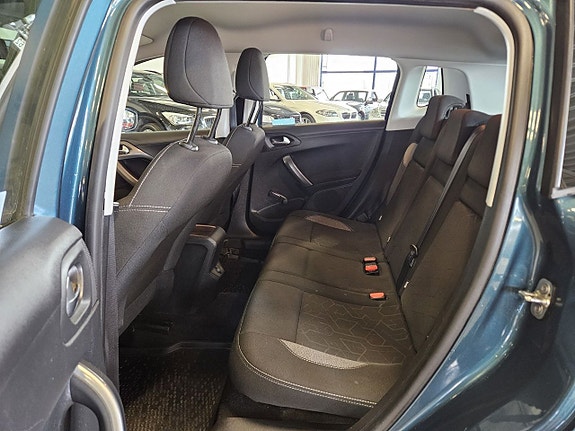 Peugeot 2008 12 of 18