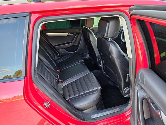 Volkswagen Passat Alltrack 8 of 8