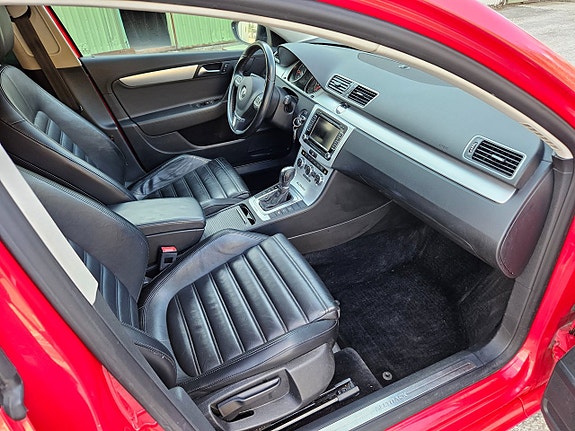 Volkswagen Passat Alltrack 7 of 8