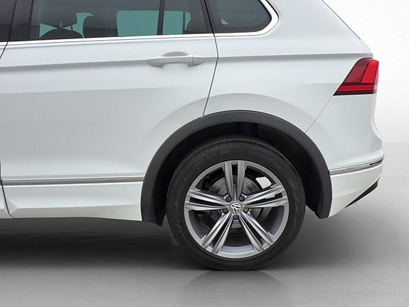 Volkswagen Tiguan 26 of 30