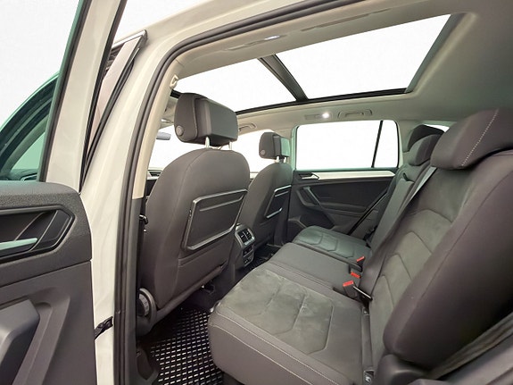 Volkswagen Tiguan 24 of 30