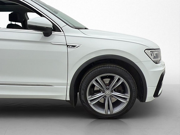 Volkswagen Tiguan 28 of 30