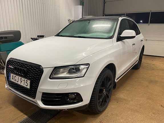 Audi Q5 2 of 5