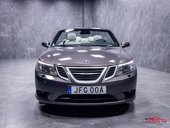Saab 9-3 2 of 5
