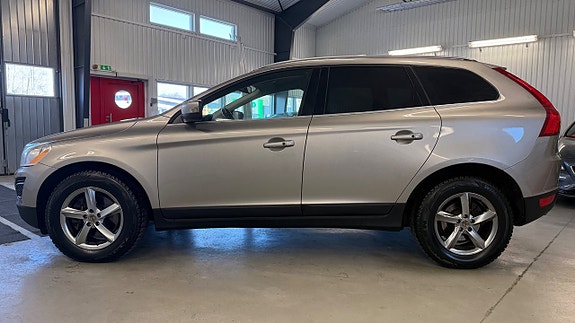 Volvo XC60 5 of 5