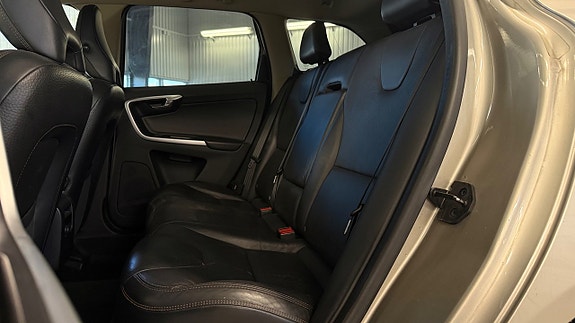Volvo XC60 22 of 26